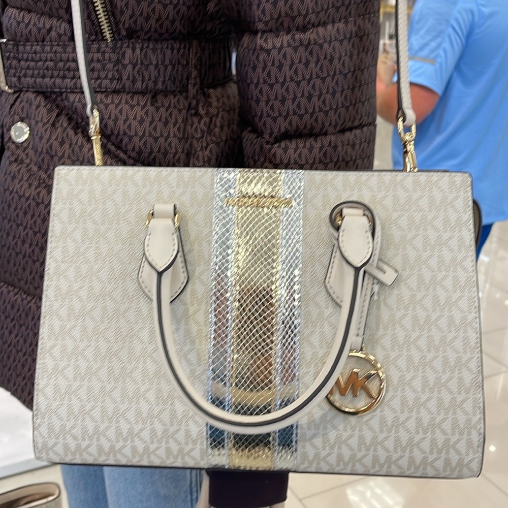 Michael Kors Sheila Medium Signature Logo and Metallic Satchel Crossbody CZ NWT - Picture 13 of 16